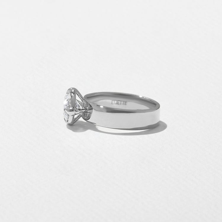 Reid Oval in Platinum – view 3
