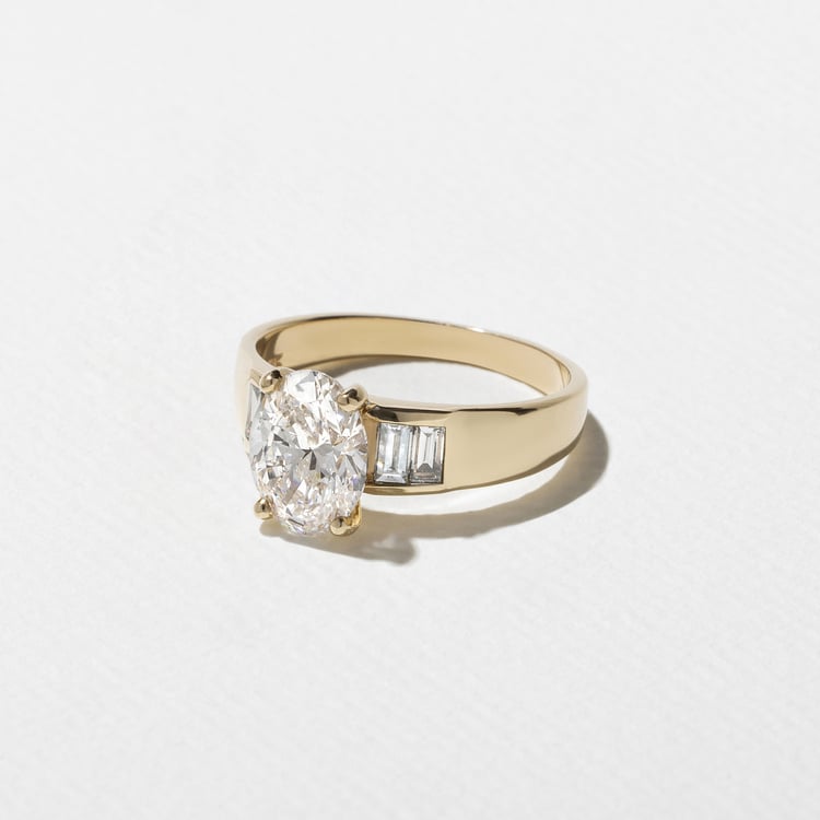 Nova Oval in 14k Yellow Gold – view 2