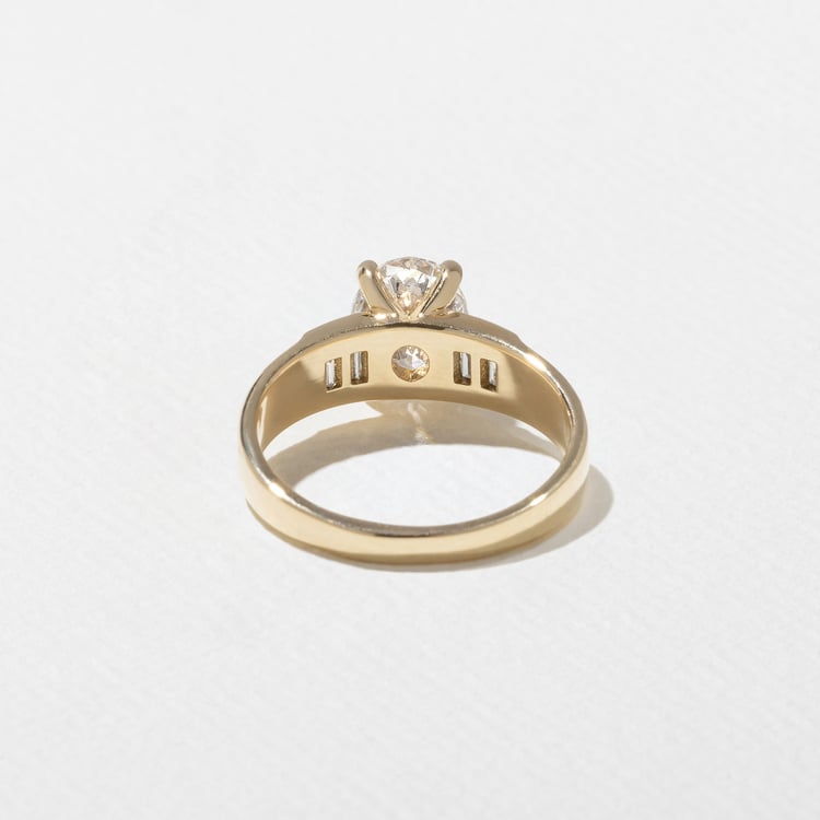 Nova Oval in 14k Yellow Gold – view 4