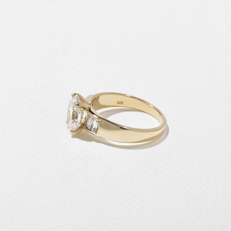 Nova Oval in 14k Yellow Gold – view 3