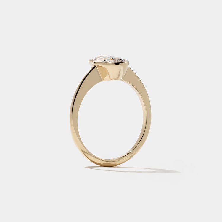 Bailey Antique Oval
