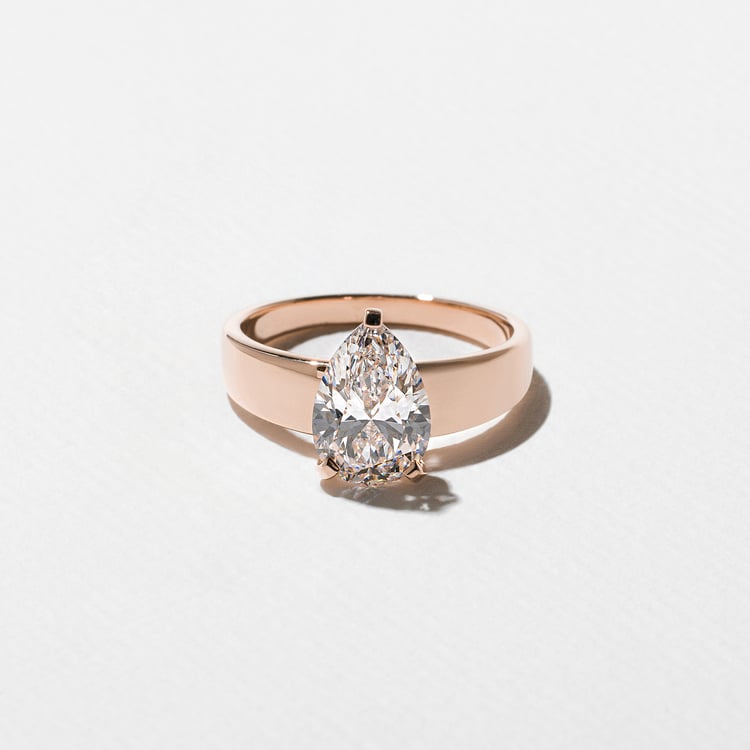 Nova Pear in 14k Rose Gold