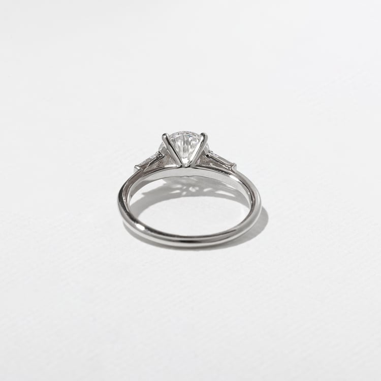 Eve Round in 14k White Gold – view 4