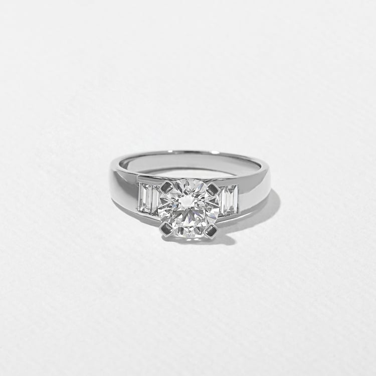 Nova Round in 14k White Gold