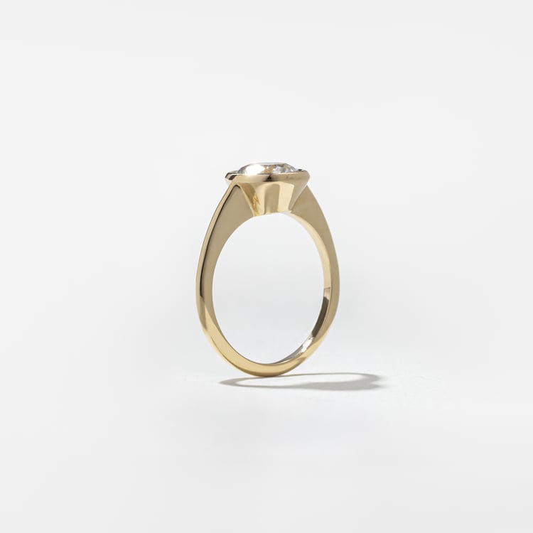 Bailey Oval Solitaire in 18k Yellow Gold – view 5