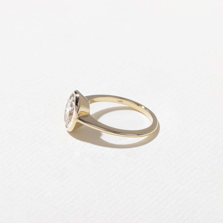 Bailey Oval Solitaire in 18k Yellow Gold – view 3