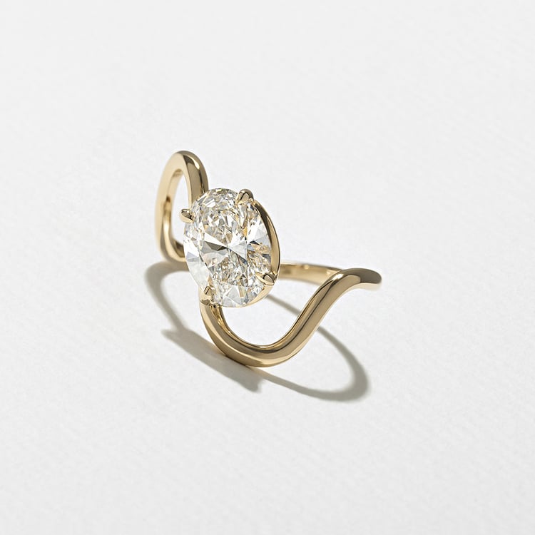Stella Oval in 14k Yellow Gold – view 2