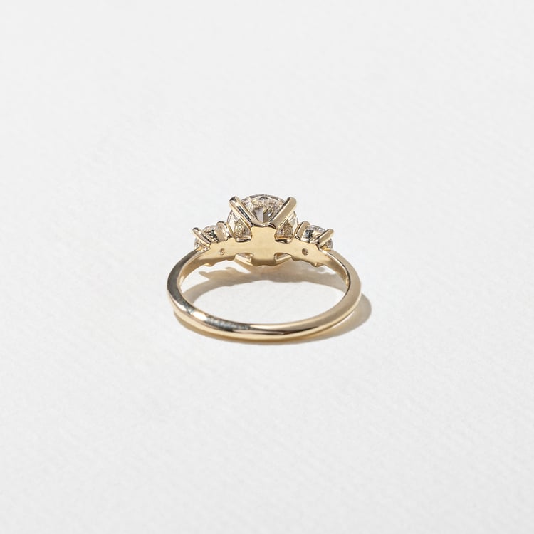 Trey Round in 14k Yellow Gold – view 4