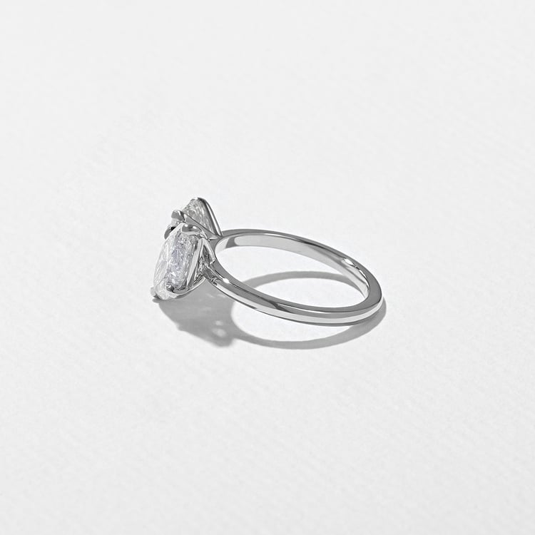 Vivi Grand Marquise and Round in 14k White Gold – view 3