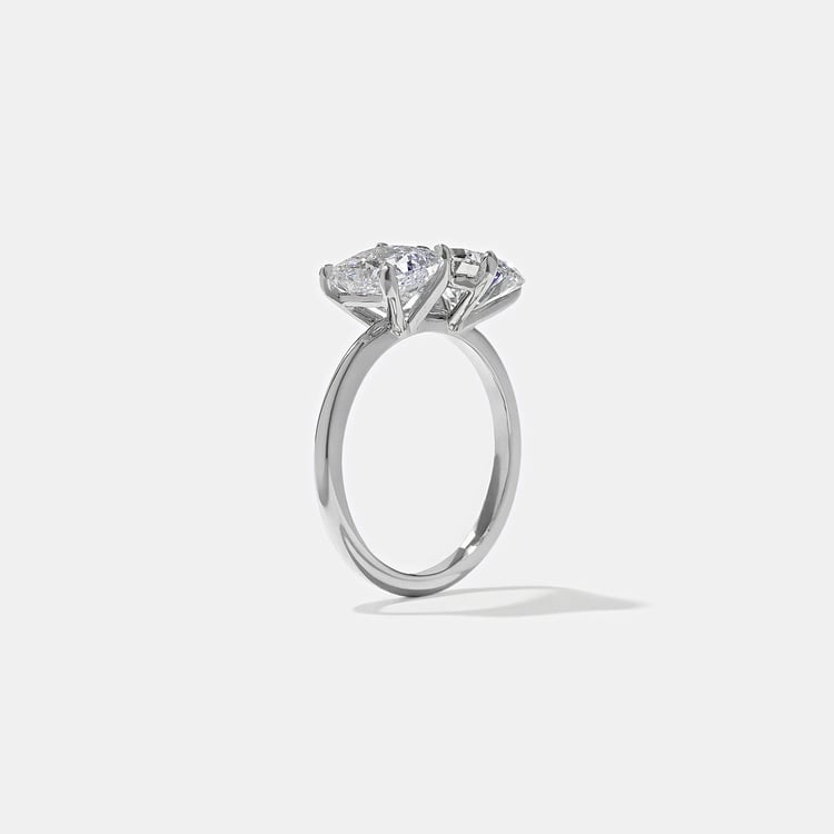 Vivi Grand Marquise and Round in 14k White Gold – view 5