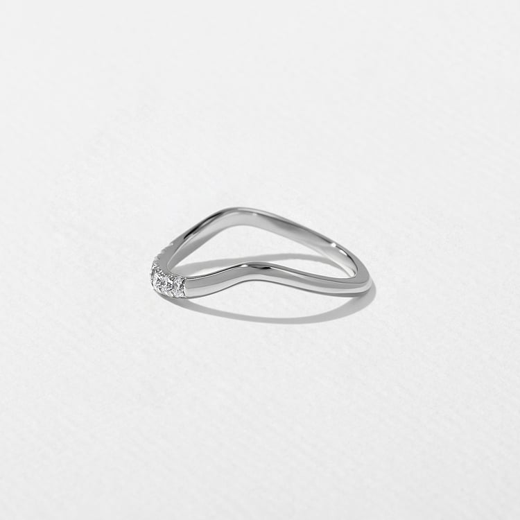Coral with Pavé in Platinum – view 3