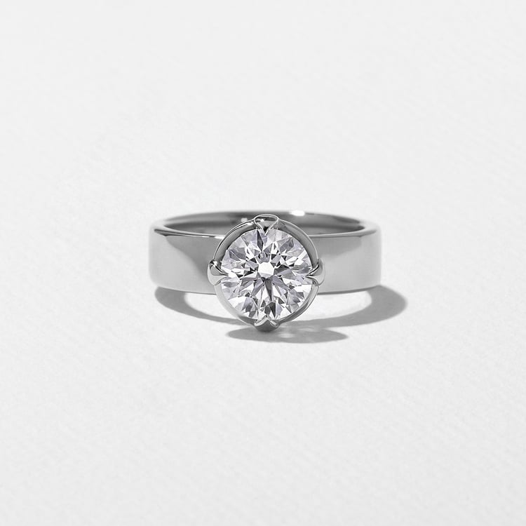 Reid Round in Platinum