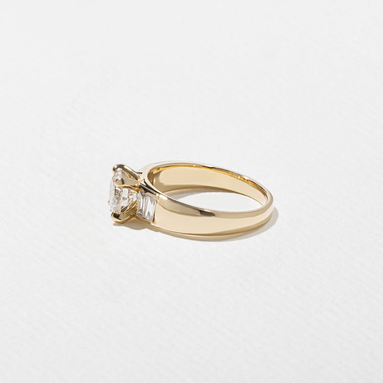 Nova Round in 18k Yellow Gold – view 3