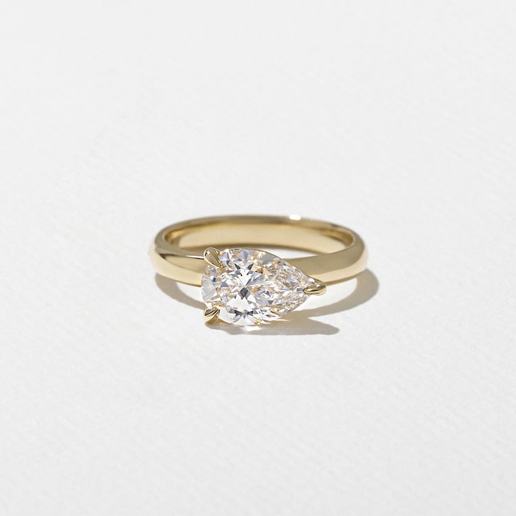 James Pear in 18k Yellow Gold