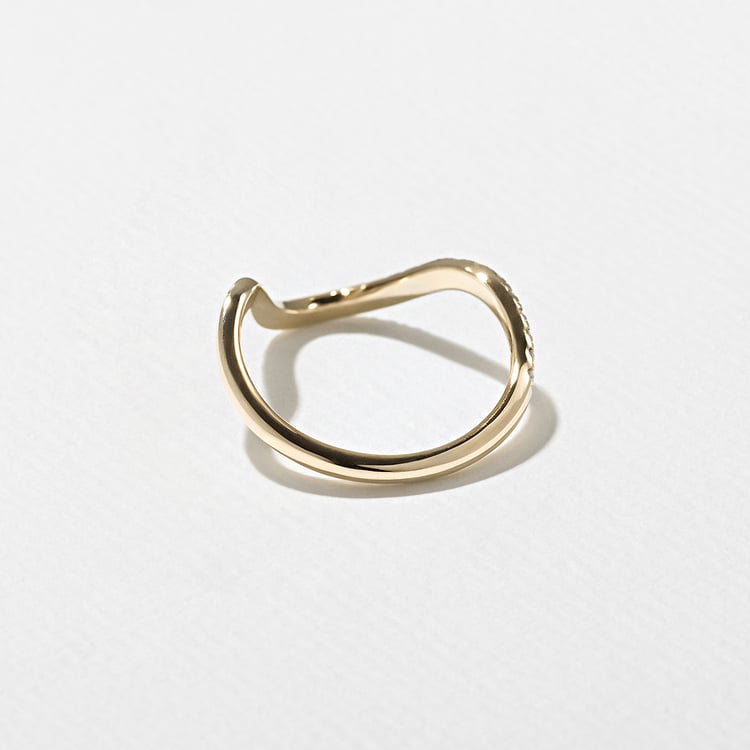 Astra with Pavé