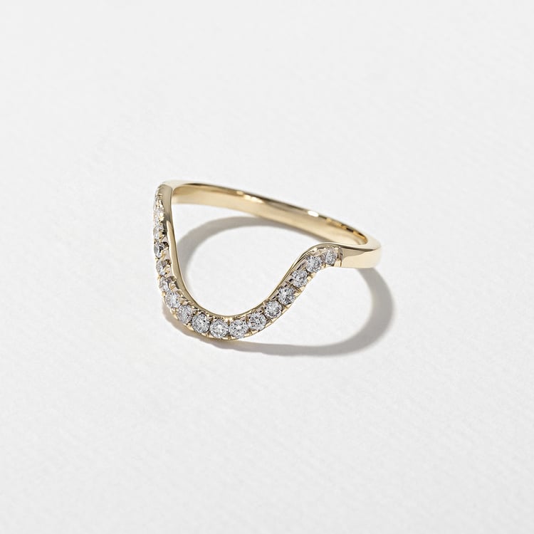 Astra with Pavé
