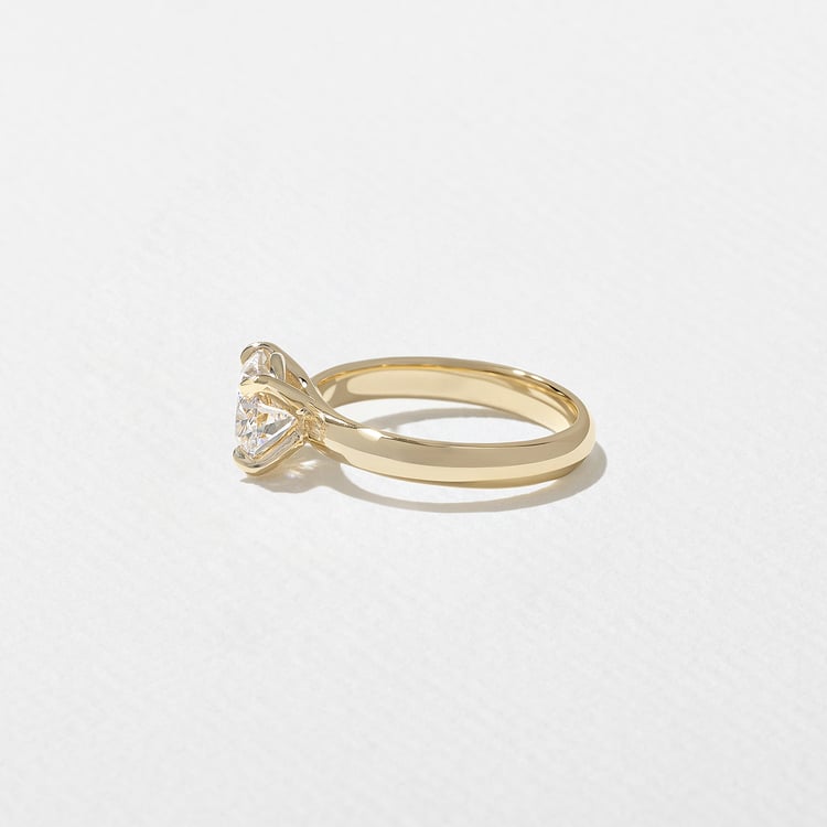 James Oval in 18k Yellow Gold – view 3
