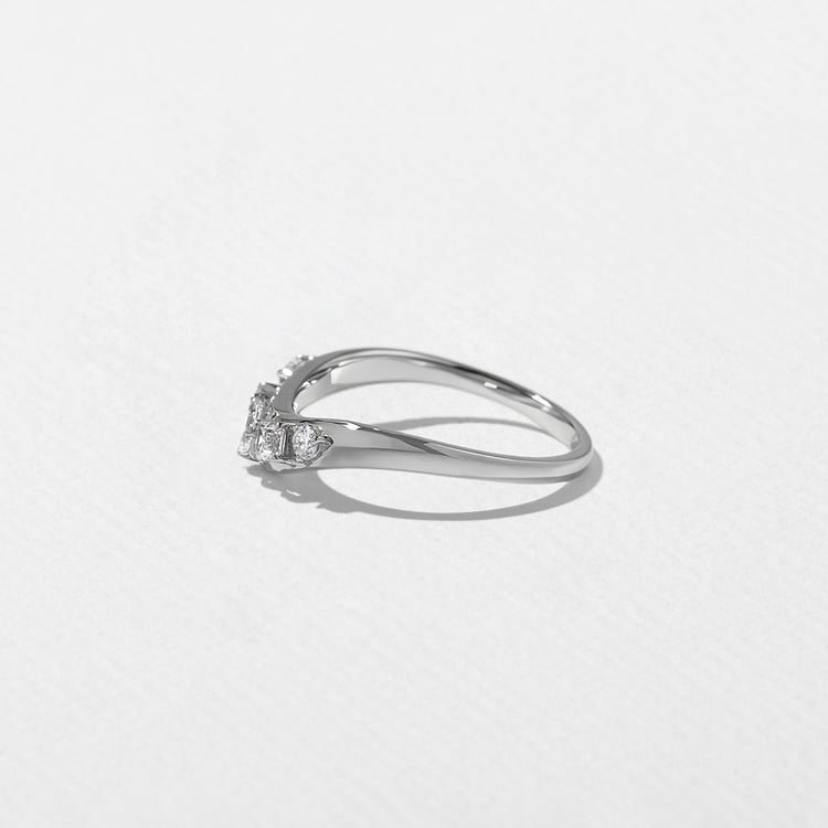 Ember in Platinum – view 3
