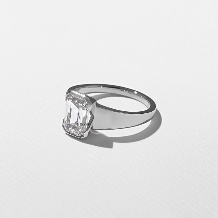 Lou Emerald-Cut in 14k White Gold – view 2