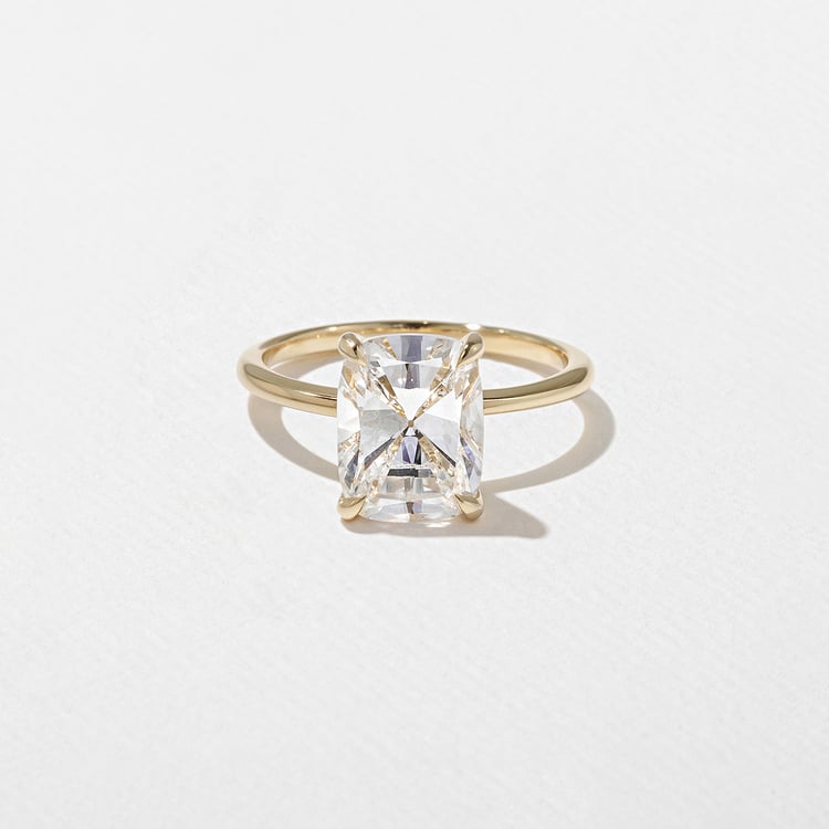 Grace Antique Cushion in 18k Yellow Gold
