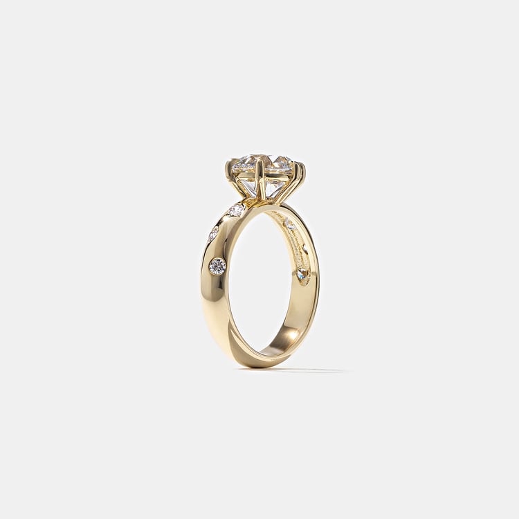 Skylar Round in 18k Yellow Gold – view 5