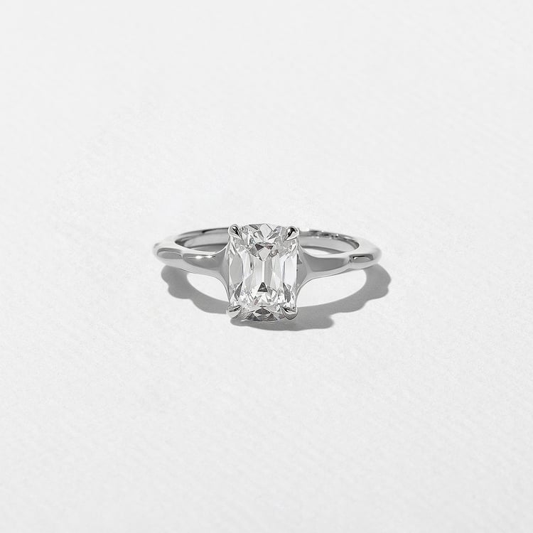 Sloan Antique Cushion in Platinum