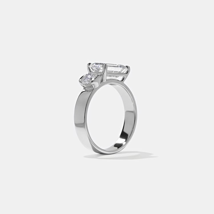 Henri Grand Emerald-Cut in 18k White Gold – view 5