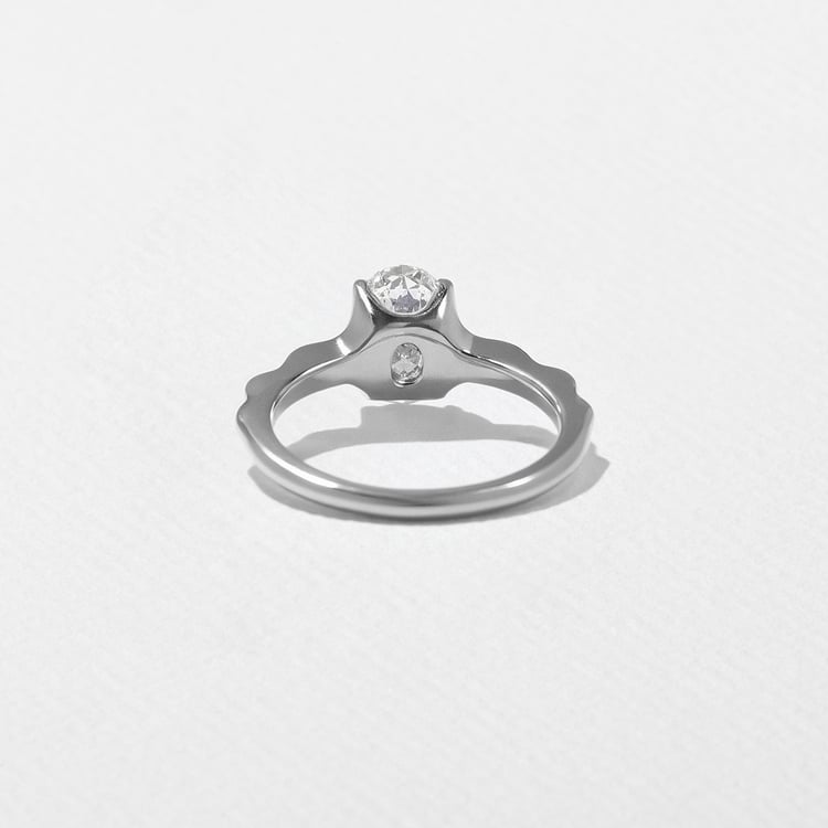 Sloan Oval in 14k White Gold – view 4