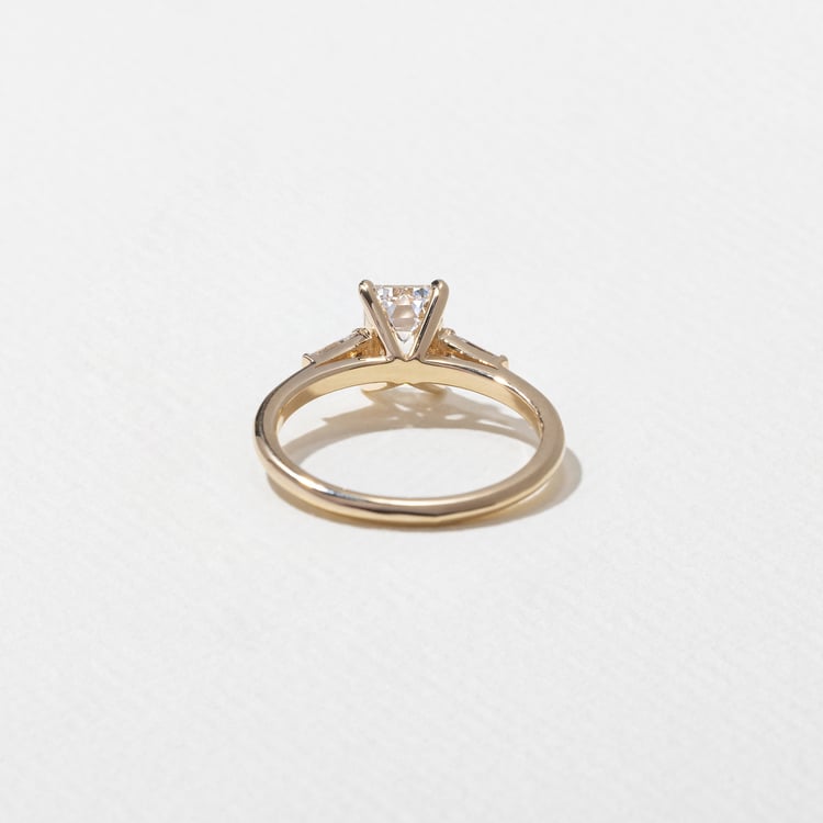 Eve Emerald-Cut in 14k Yellow Gold – view 4