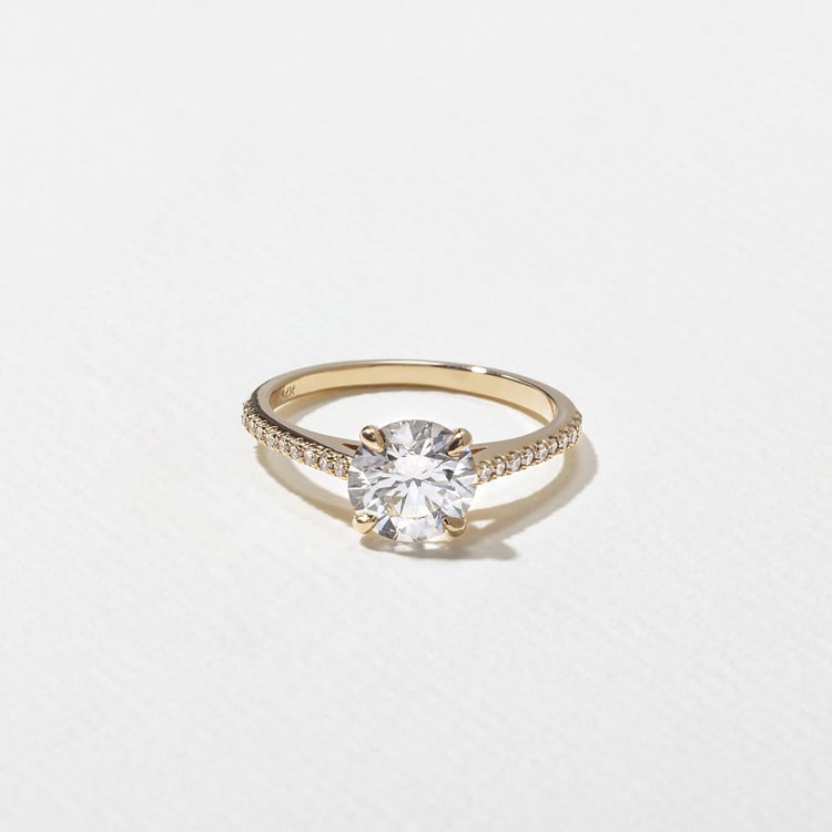 Iris Round Solitaire with Pavé in 18k Yellow Gold