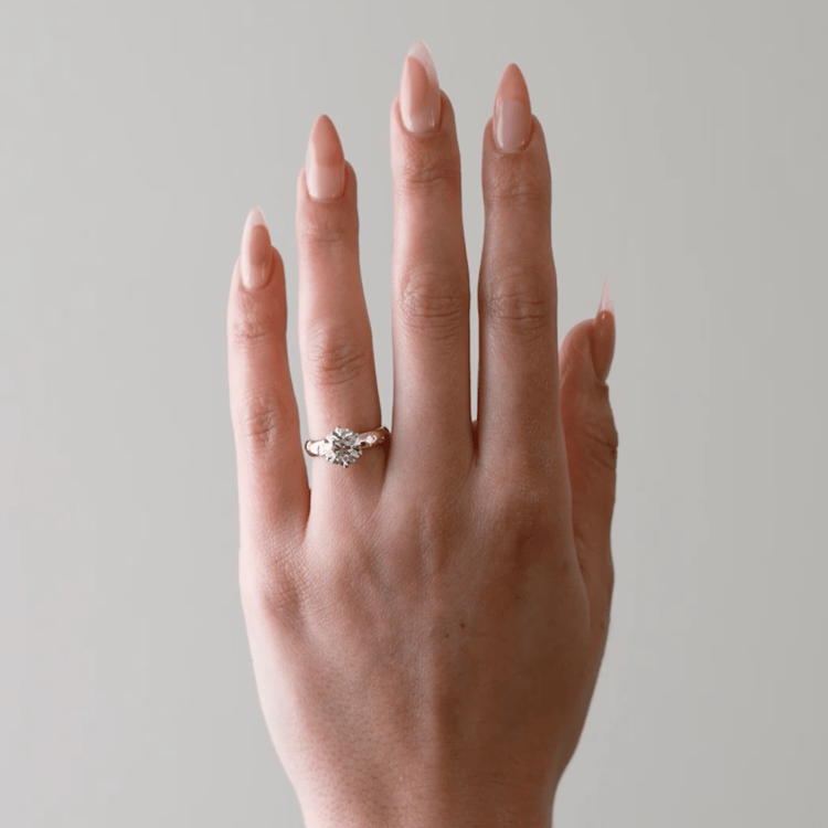 Skylar Round in 14k Yellow Gold – video thumbnail