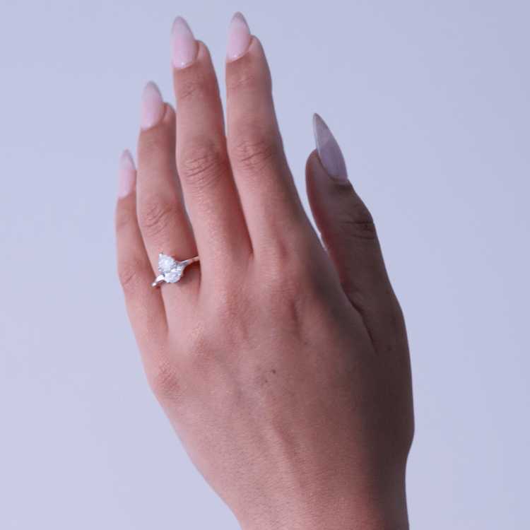 Sloan Pear in 14k Yellow Gold – video thumbnail