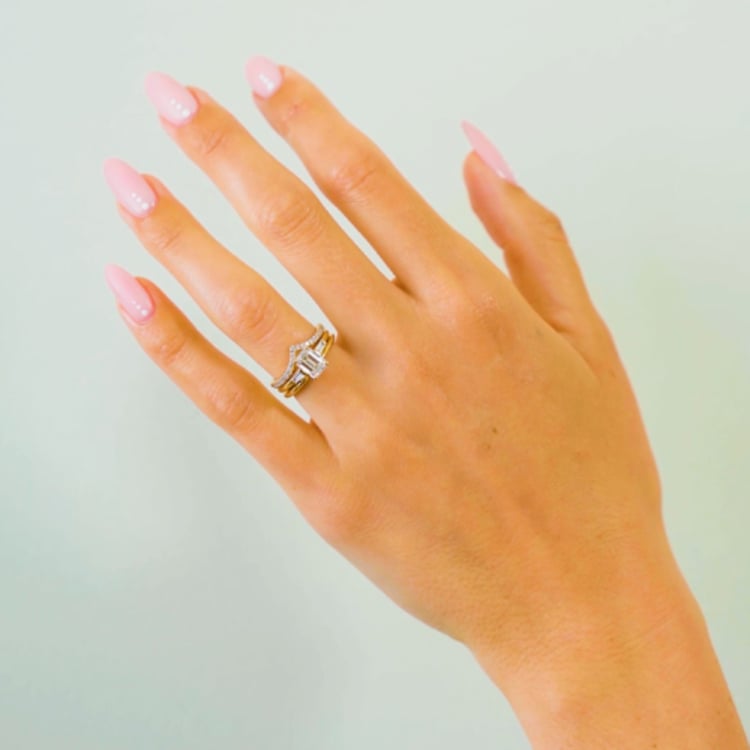 Eve Emerald-Cut in 14k Yellow Gold – video thumbnail