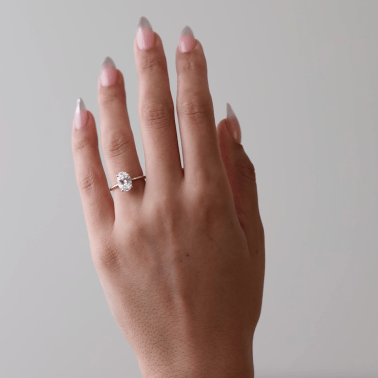 Grace Antique Oval video preview