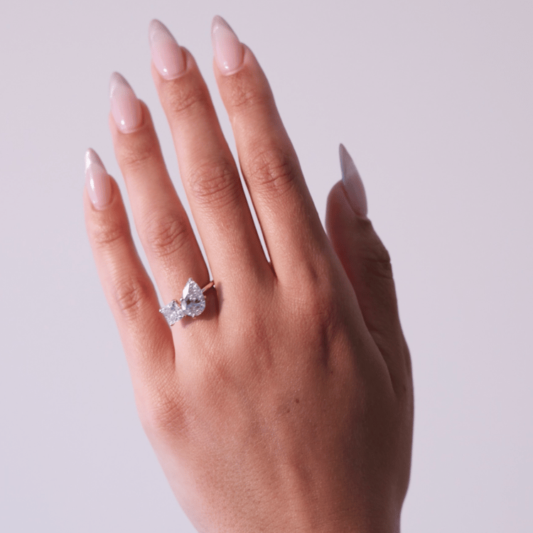 Vivi Grand Pear and Princess in 14k Yellow Gold – video thumbnail
