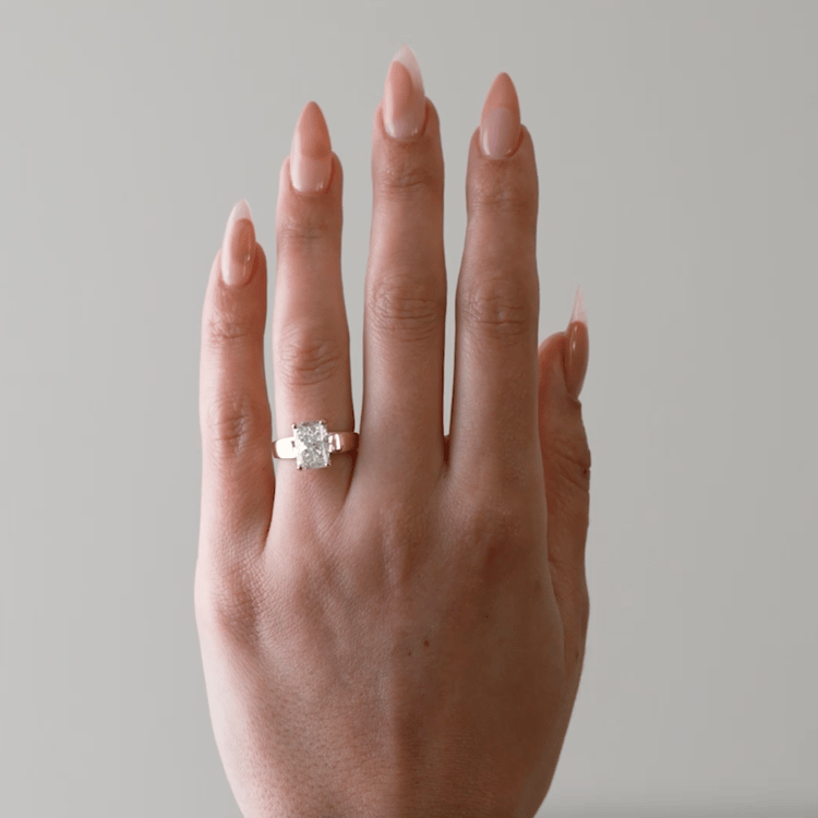 Nova Radiant in 14k Yellow Gold – video thumbnail