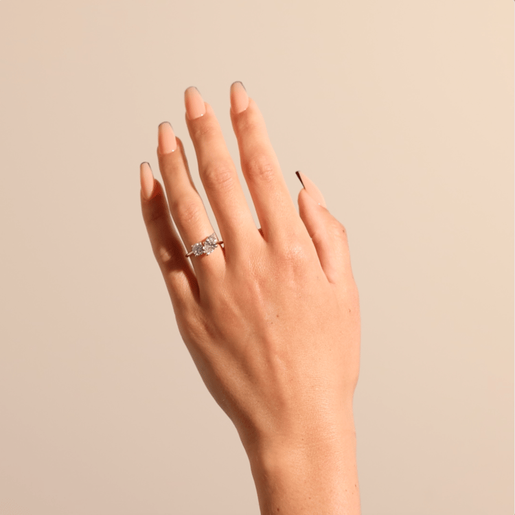 Vivi Oval and Asscher in Resin – video thumbnail