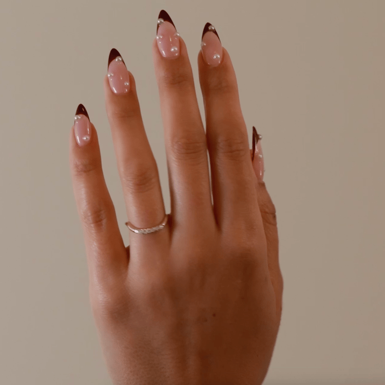 Coral with Pavé video preview