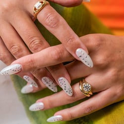 Swan in 14k Yellow Gold – view 5 thumbnail