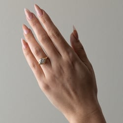 Gaia Round in 18k Yellow Gold – view 6 thumbnail