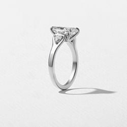Cleo Oval in Platinum – view 5 thumbnail