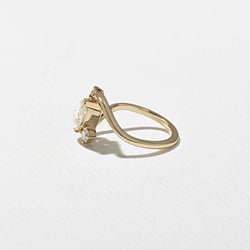 Gemma Pear in 18k Yellow Gold – view 3 thumbnail