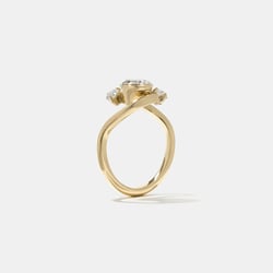 Gemma Pear in 18k Yellow Gold – view 5 thumbnail