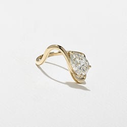 Stella Pear in 14k Yellow Gold – view 3 thumbnail