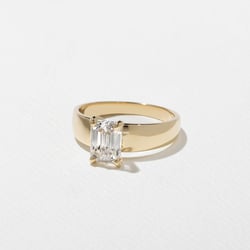 Nova Emerald-Cut in 14k Yellow Gold – view 2 thumbnail