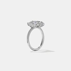 Vivi Grand Marquise and Round in Platinum – view 5 thumbnail