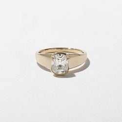 Lou Antique Cushion in 14k Yellow Gold thumbnail