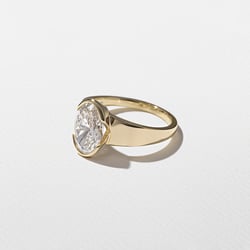 Lou Oval in 14k Yellow Gold – view 2 thumbnail