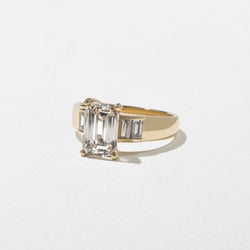 Nova Emerald-Cut in 14k Yellow Gold – view 2 thumbnail