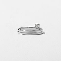 Serra Round in Platinum – view 4 thumbnail